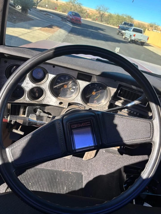 1986 GMC C/K 3rd Gen - Image 8 of 12