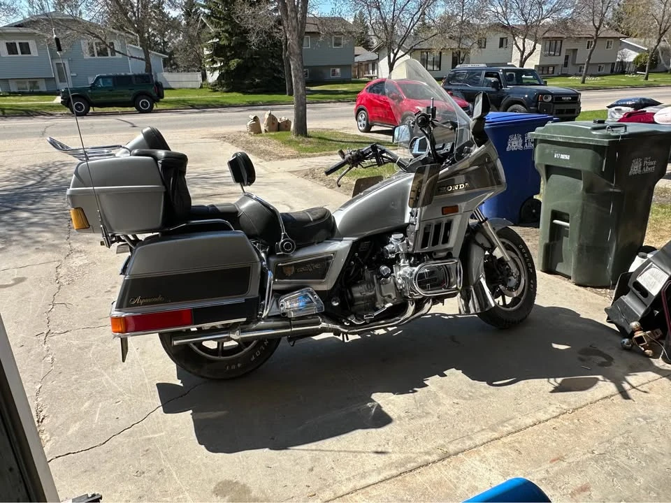 1986 Honda Gold Wing - Image 2 of 5