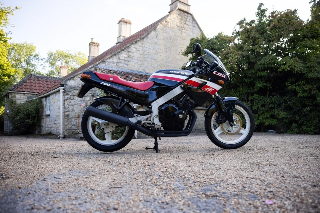 1986 Honda CBR - Image 13 of 30