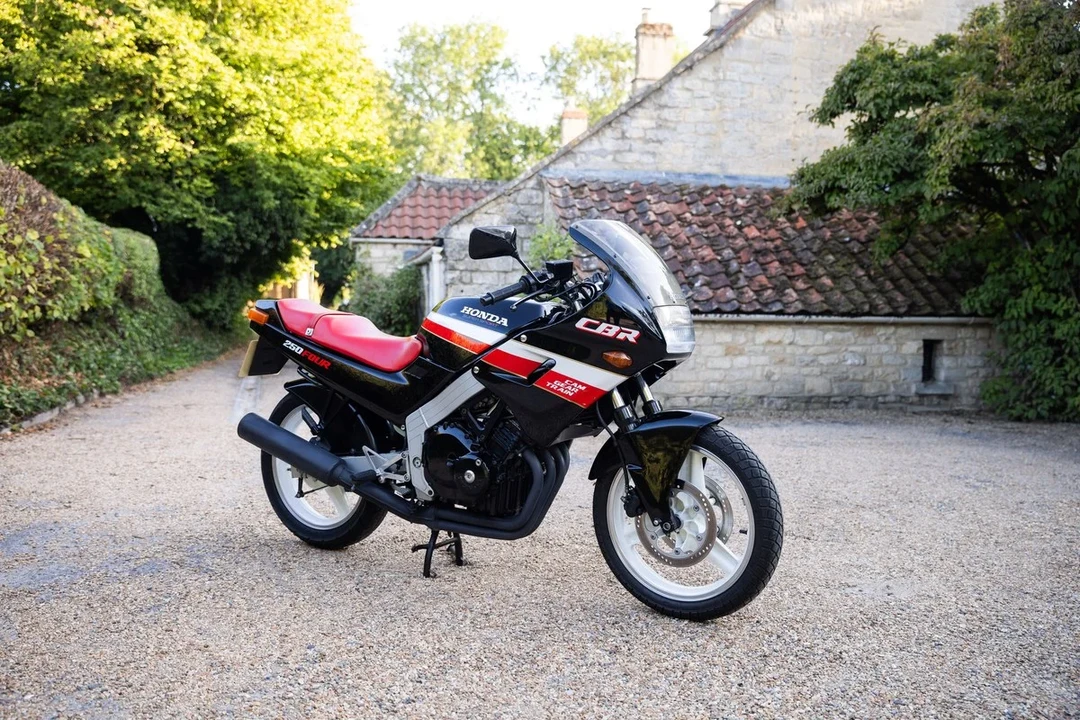 1986 Honda CBR - Image 19 of 30