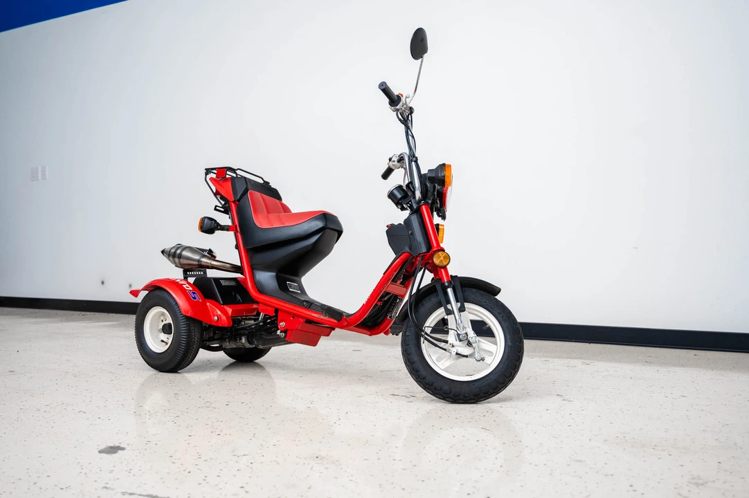 1986 Honda Motorcycles - Image 2 of 31