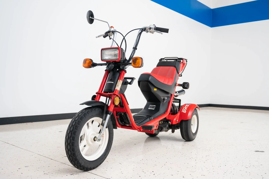 1986 Honda Motorcycles - Image 4 of 31