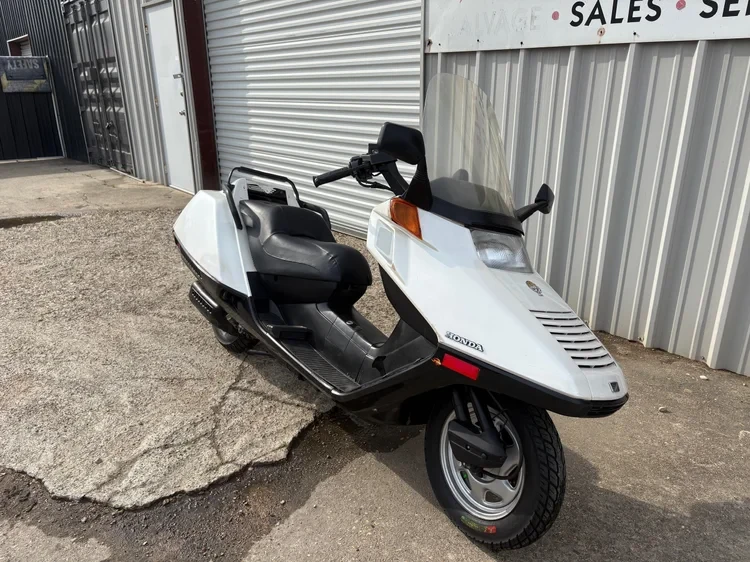 1986 Honda Motorcycles - Image 2 of 6