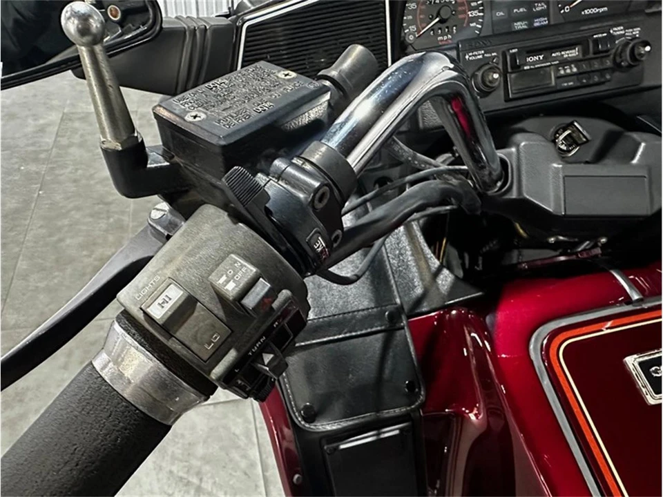 1986 Honda Motorcycles - Image 17 of 31