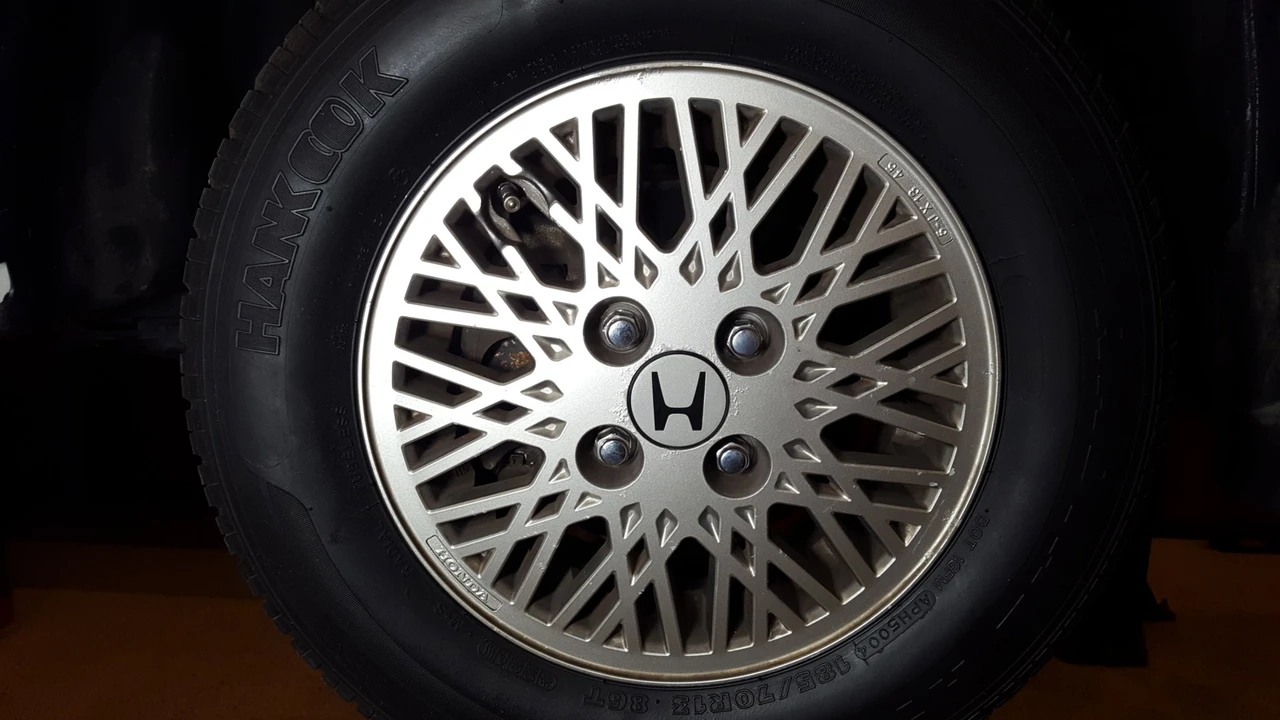 1986 Honda Prelude 2nd Gen - Image 30 of 31