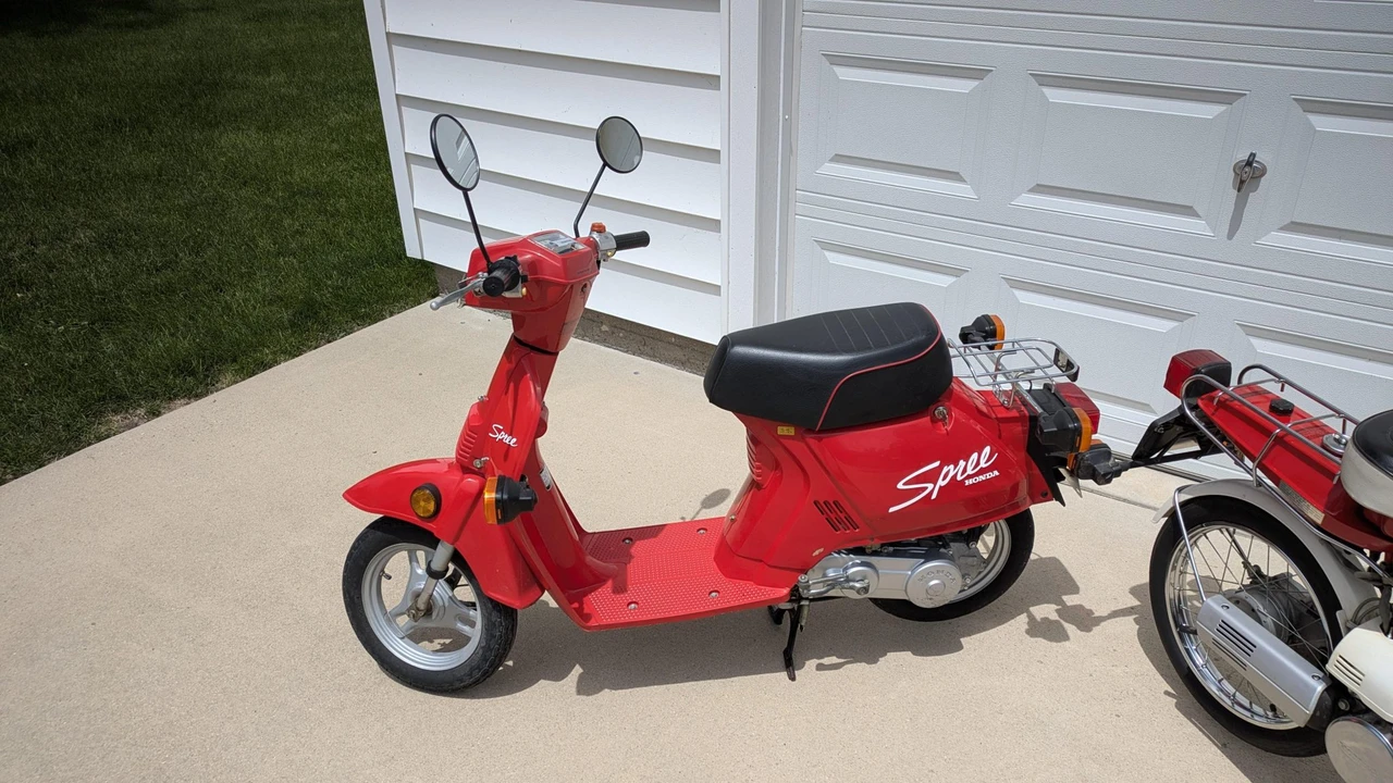 1986 Honda Mopeds - Image 6 of 26