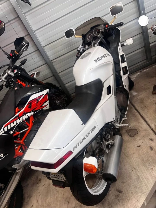 1986 Honda VF & VFR - Image 3 of 4