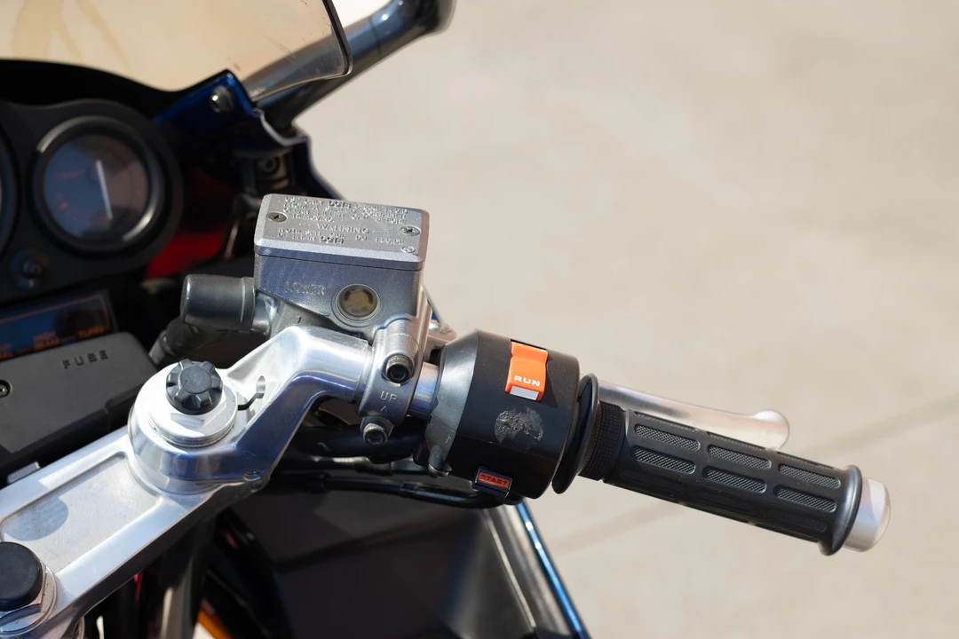 1986 Honda VF & VFR - Image 21 of 31