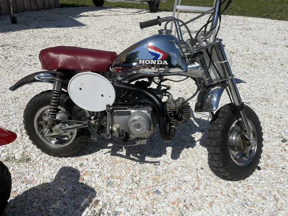 1986 Honda Motorcycles - Image 2 of 31