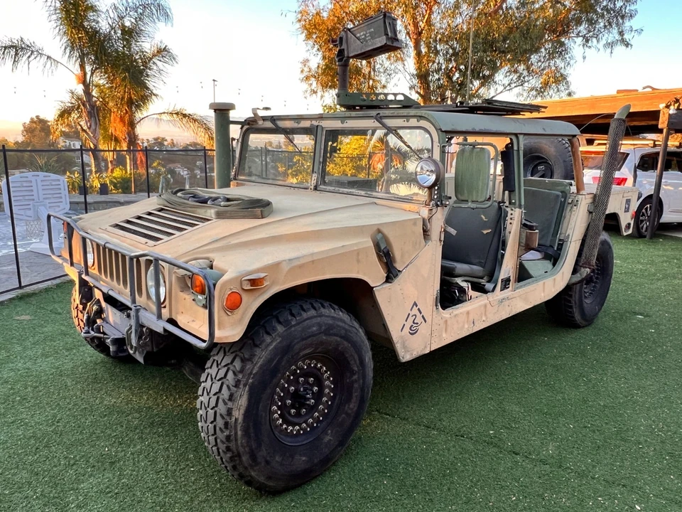1986 Hummer HMMWV - Image 2 of 21