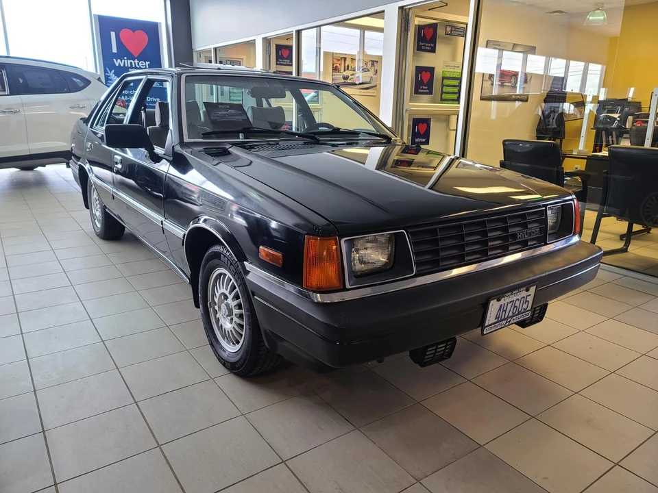 1986 Hyundai Stellar - Image 6 of 11