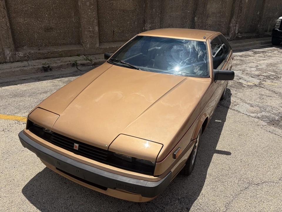 1986 Isuzu Impulse - Image 15 of 31
