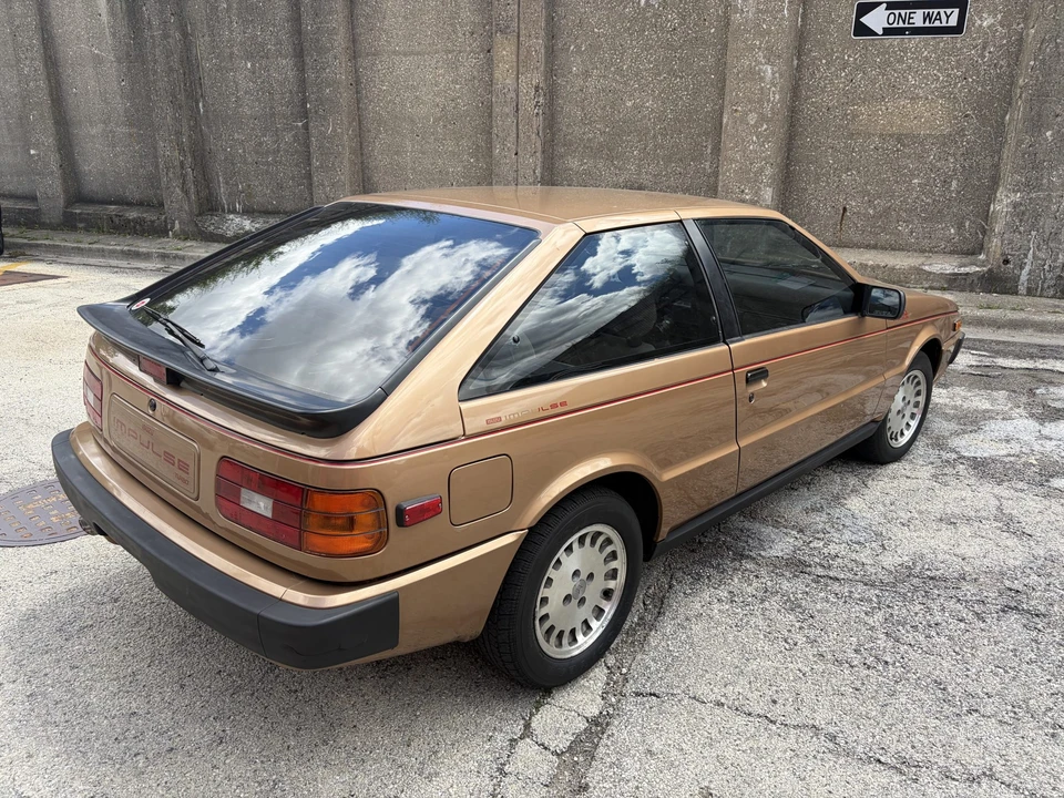 1986 Isuzu Impulse - Image 28 of 31