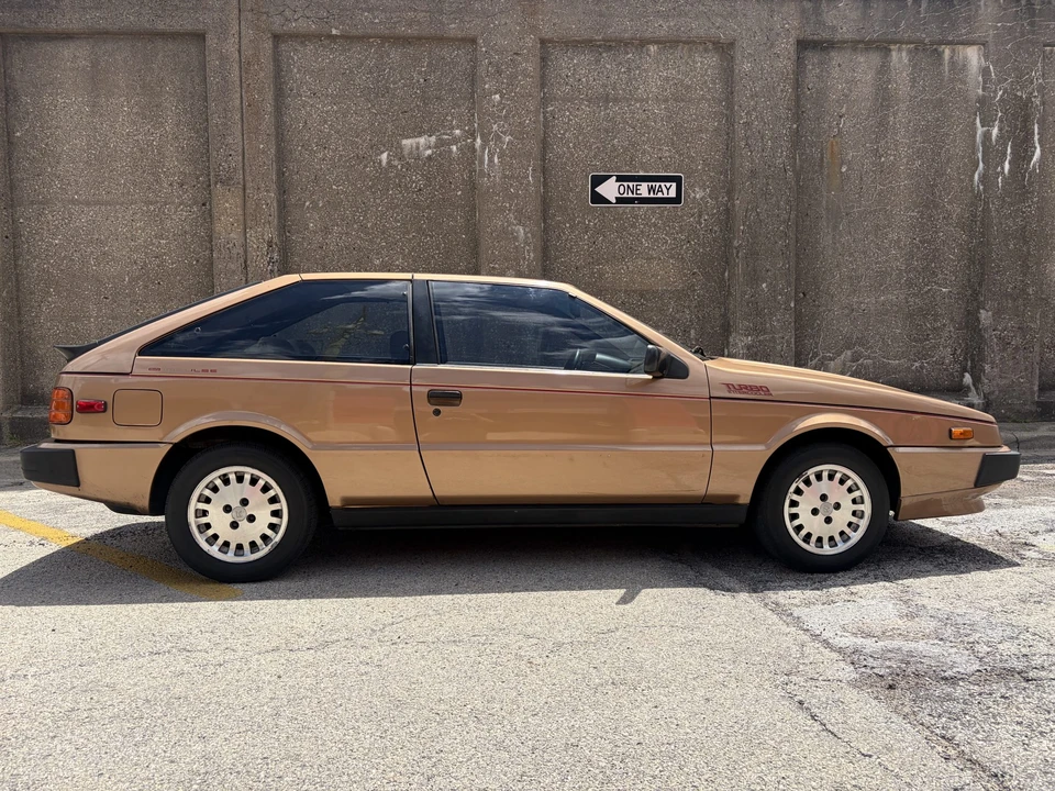 1986 Isuzu Impulse - Image 26 of 31