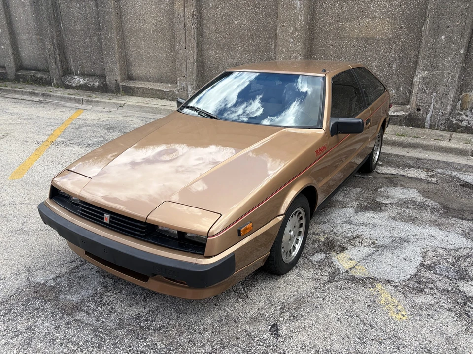 1986 Isuzu Impulse - Image 12 of 31