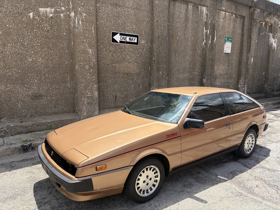 1986 Isuzu Impulse - Image 3 of 31