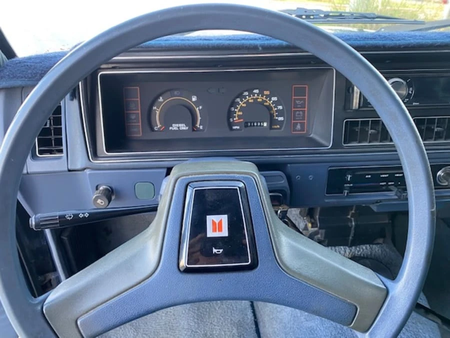 1986 Isuzu - Image 11 of 24