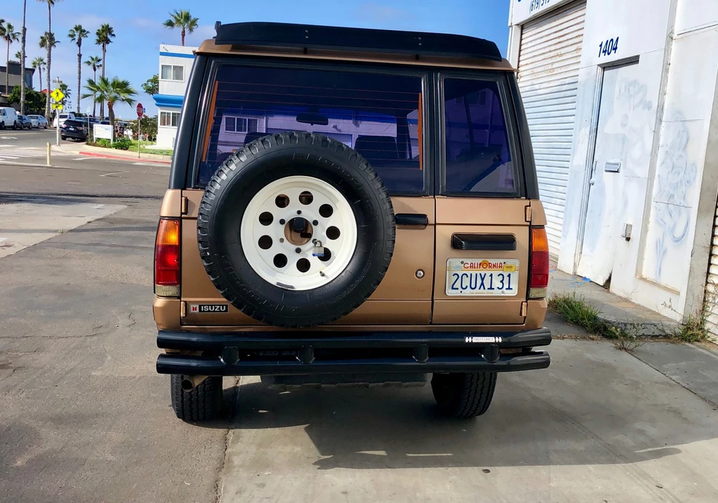 1986 Isuzu Trooper - Image 12 of 31