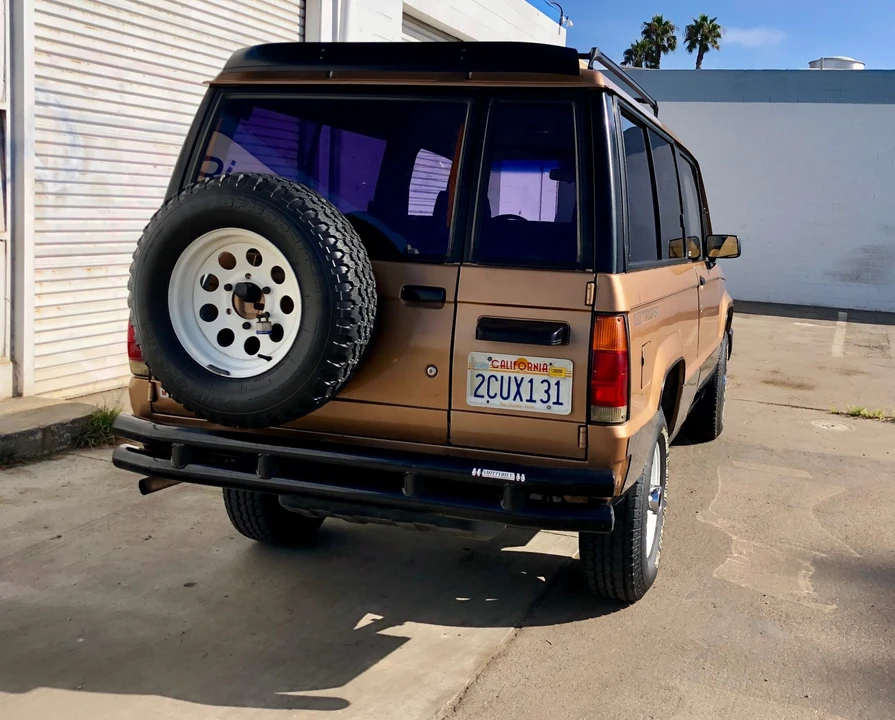 1986 Isuzu Trooper - Image 14 of 31