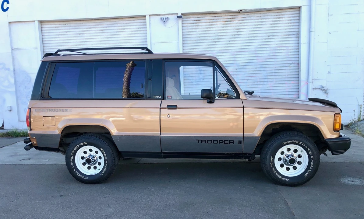 1986 Isuzu Trooper - Image 23 of 31
