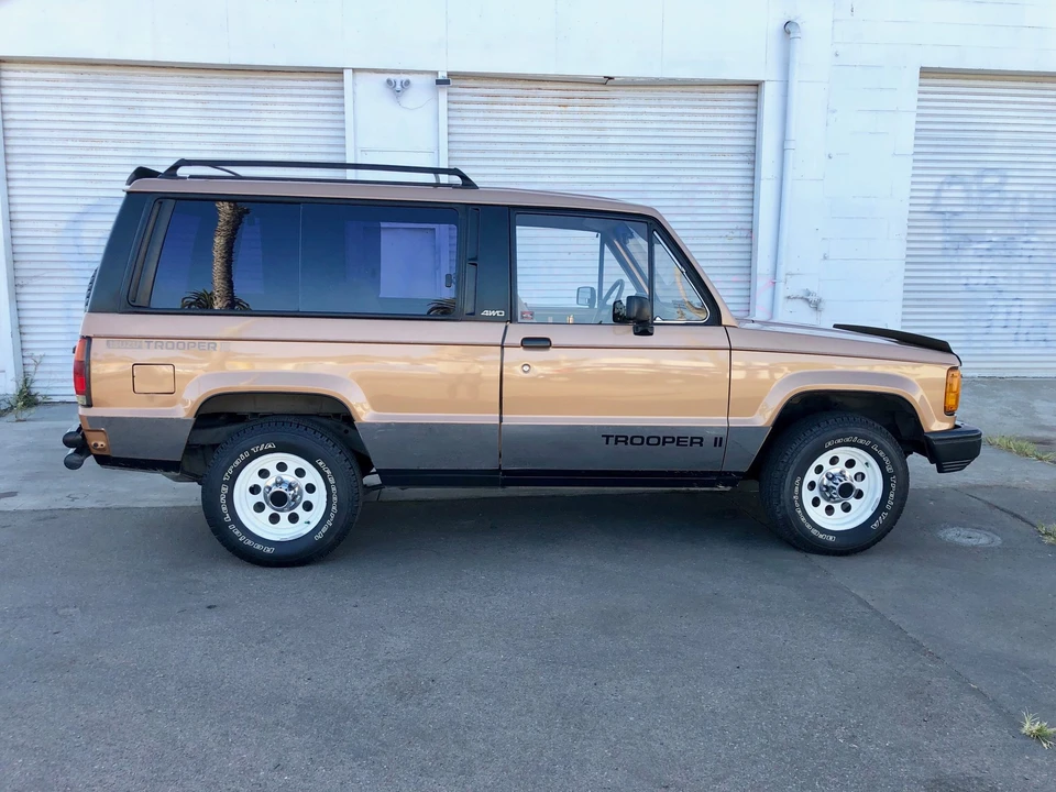 1986 Isuzu Trooper - Image 22 of 31