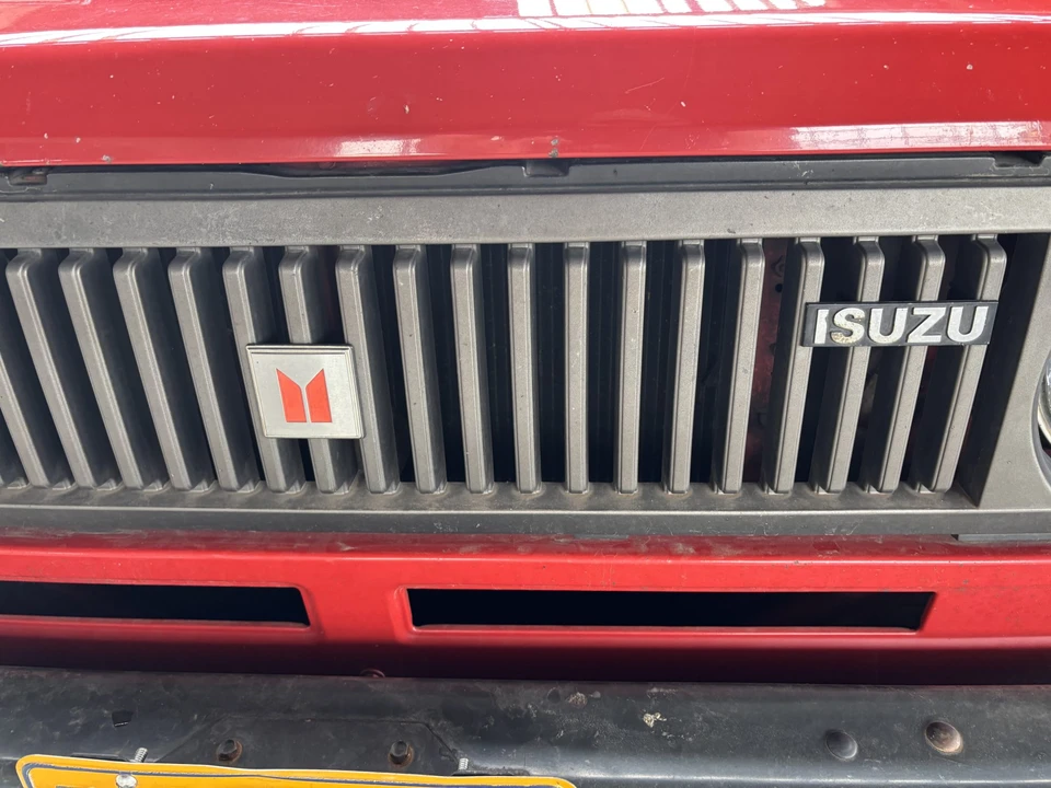 1986 Isuzu Trooper - Image 12 of 31