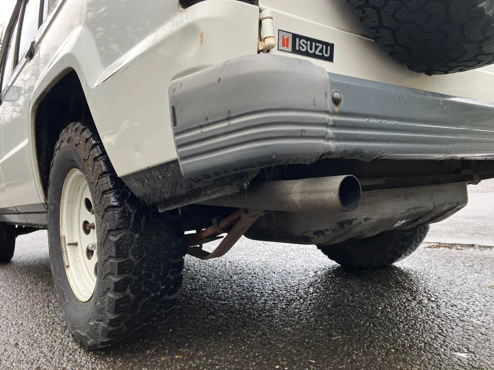 1986 Isuzu Trooper - Image 28 of 31