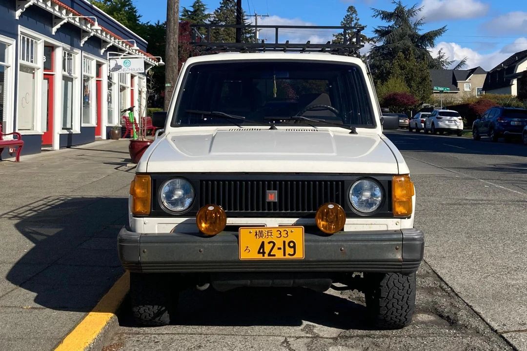 1986 Isuzu Trooper - Image 2 of 31