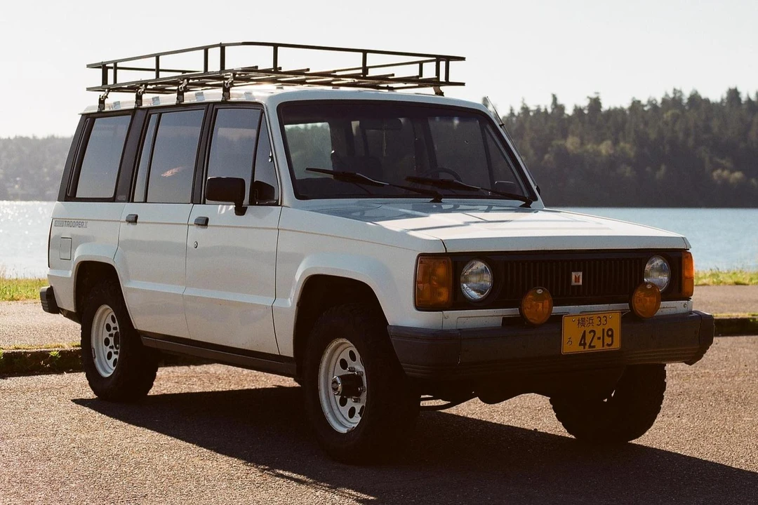 1986 Isuzu Trooper - Image 3 of 31