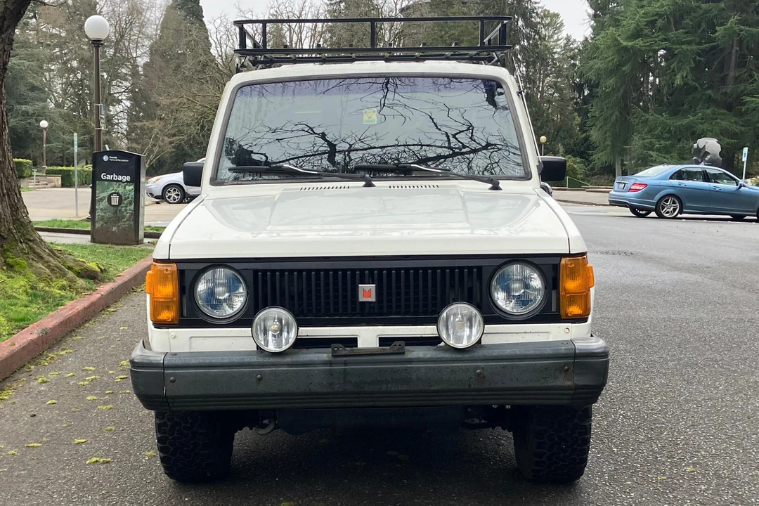 1986 Isuzu Trooper - Image 8 of 31