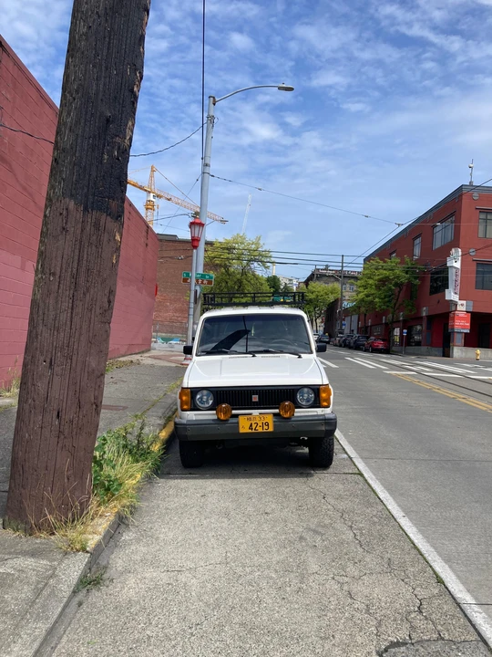 1986 Isuzu Trooper - Image 6 of 31