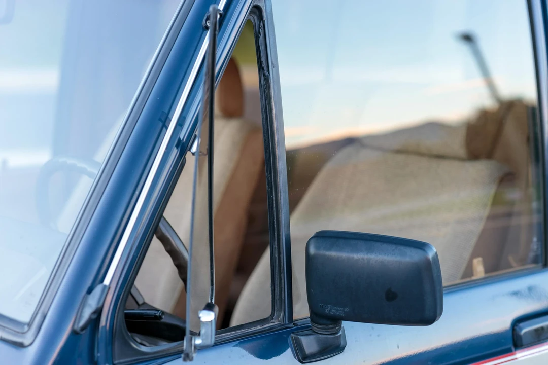 1986 Isuzu Trooper - Image 18 of 31