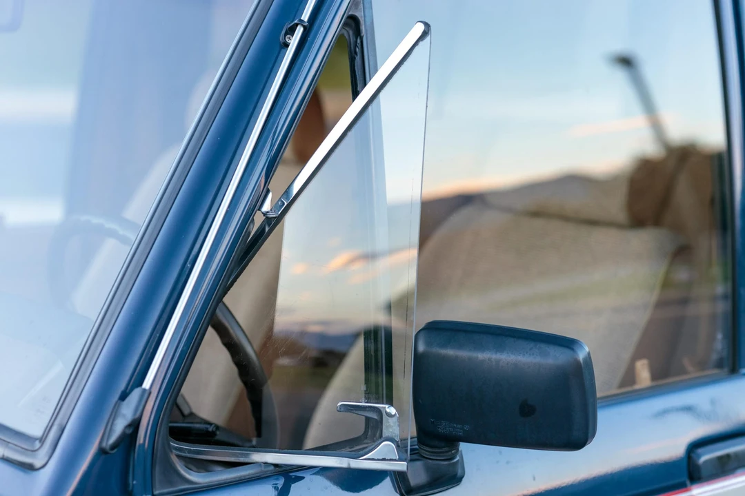 1986 Isuzu Trooper - Image 19 of 31