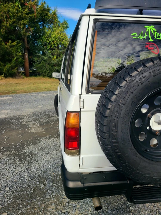 1986 Isuzu Trooper - Image 17 of 31