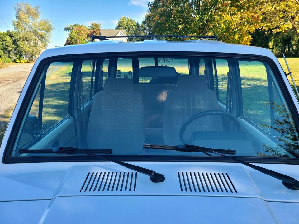 1986 Isuzu Trooper - Image 21 of 31