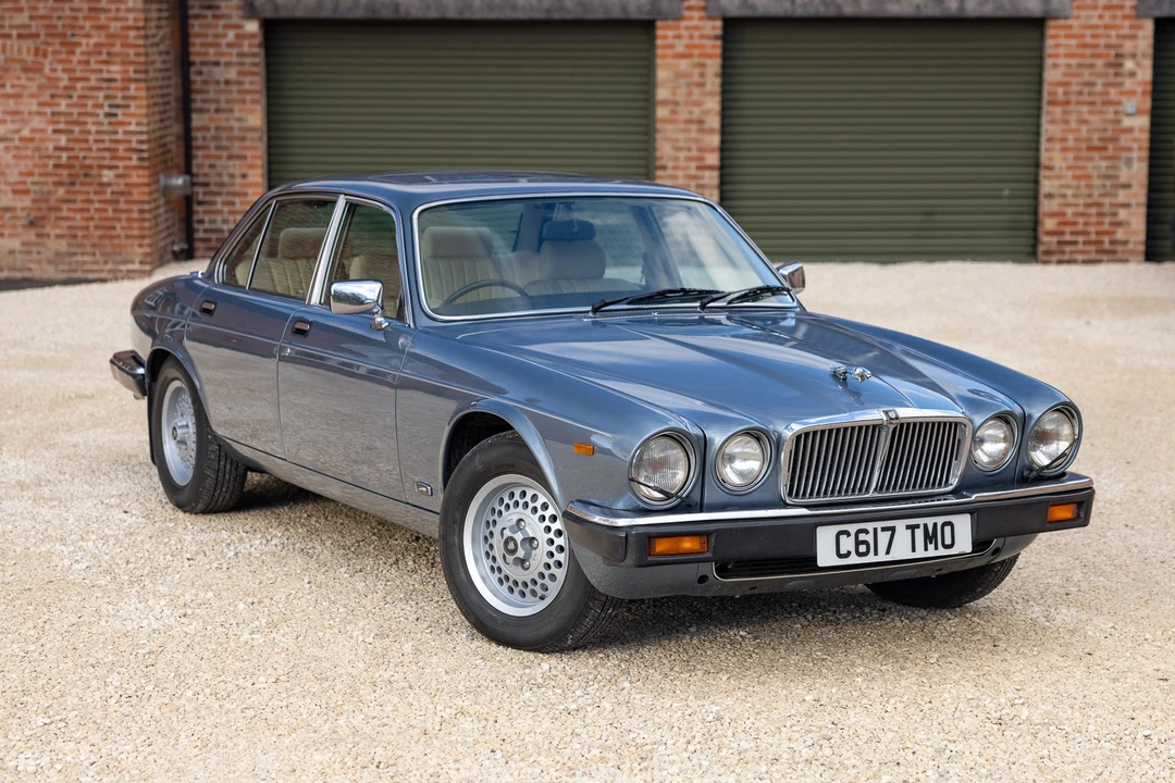 1986 Jaguar XJ Series 3 - Image 2 of 2