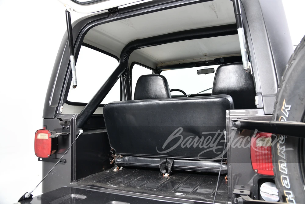 1986 Jeep CJ7 - Image 9 of 15