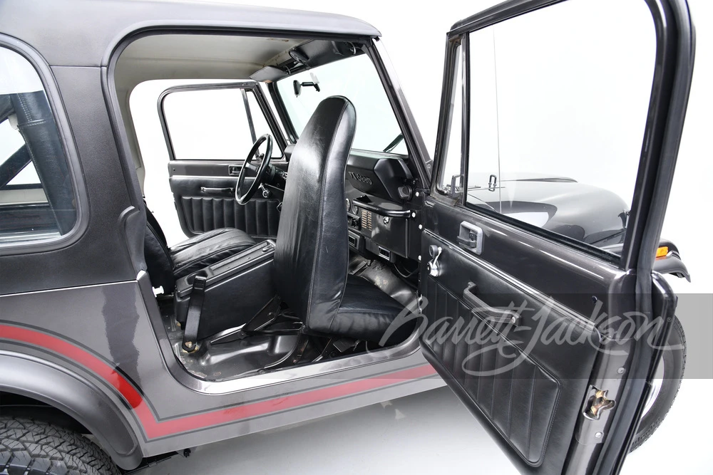 1986 Jeep CJ7 - Image 10 of 15