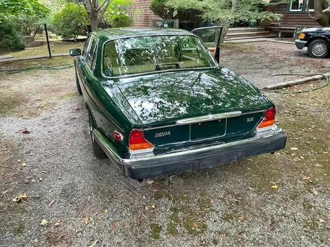 1986 Jaguar 4dsd