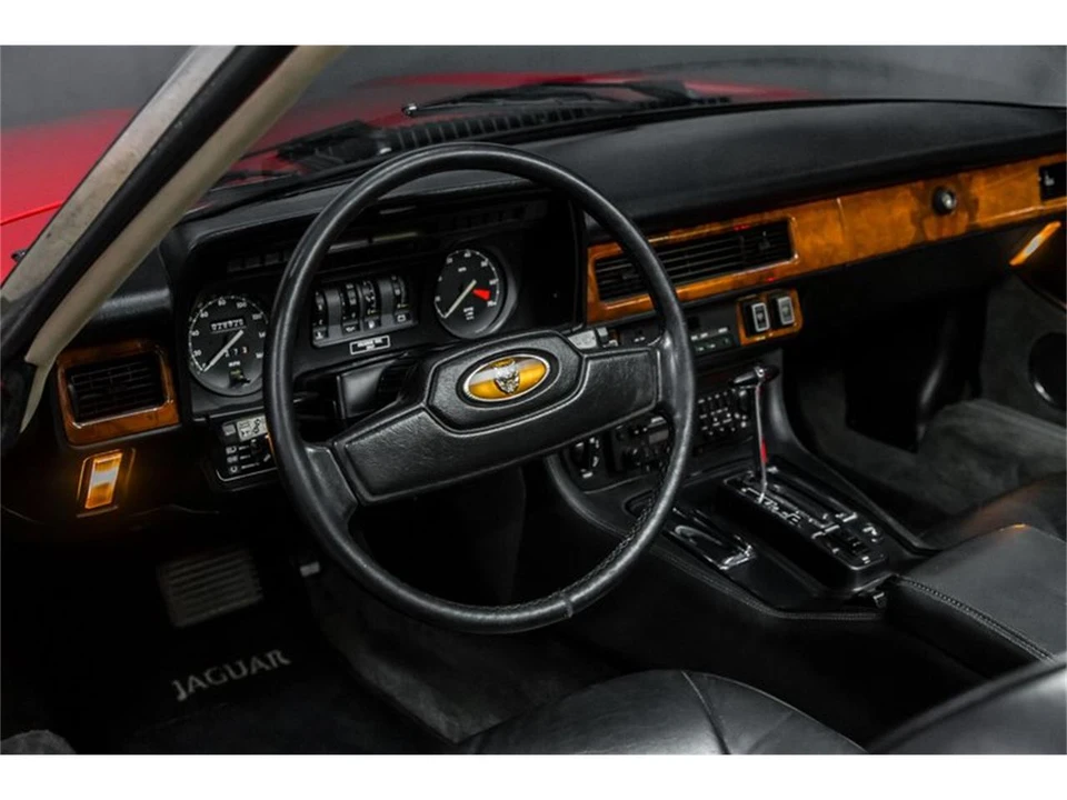 1986 Jaguar XJ Series 3 - Image 24 of 31