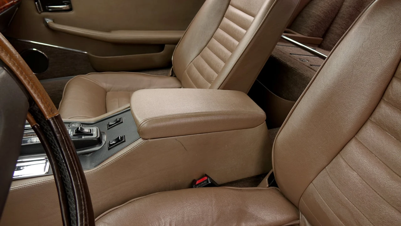 1986 Jaguar XJS - Image 4 of 31