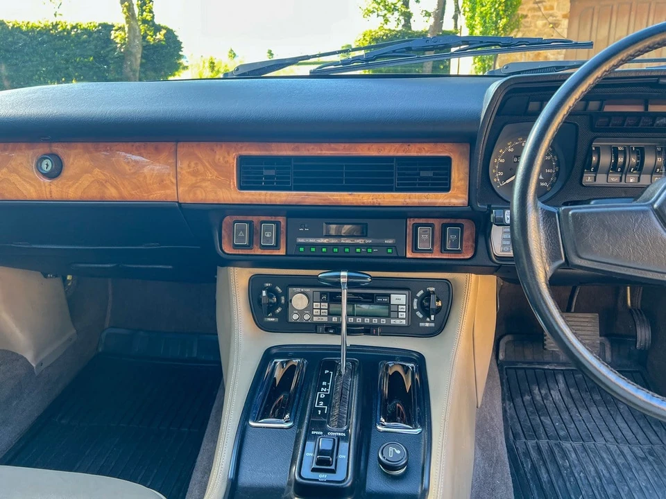 1986 Jaguar XJS Pre-Facelift V12 - Image 4 of 30