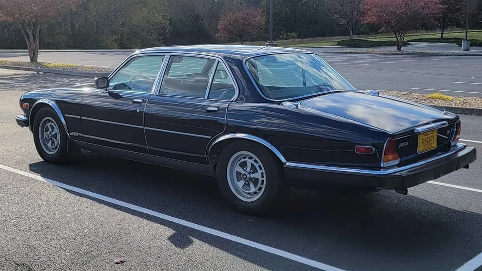 1986 Jaguar XJ Series 3 - Image 7 of 13