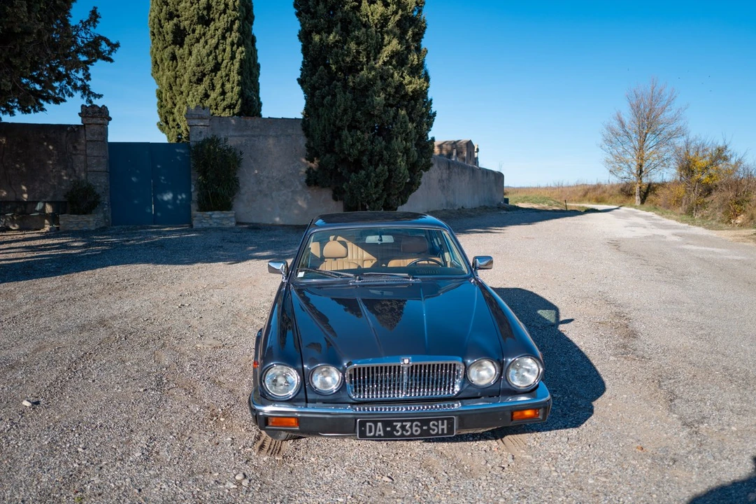 1986 Jaguar XJ Series 3 - Image 2 of 30