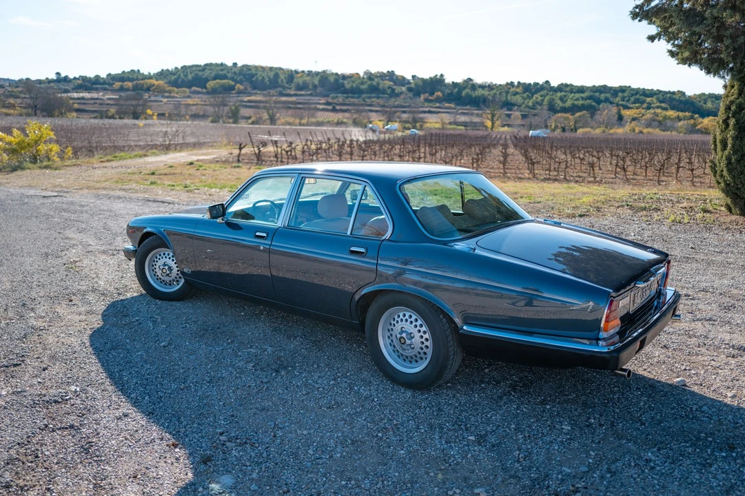 1986 Jaguar XJ Series 3 - Image 5 of 30