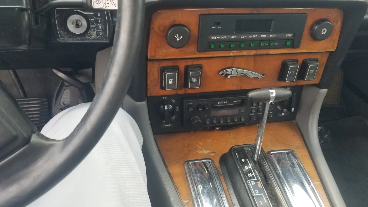 1986 Jaguar XJ Series 3 - Image 28 of 31