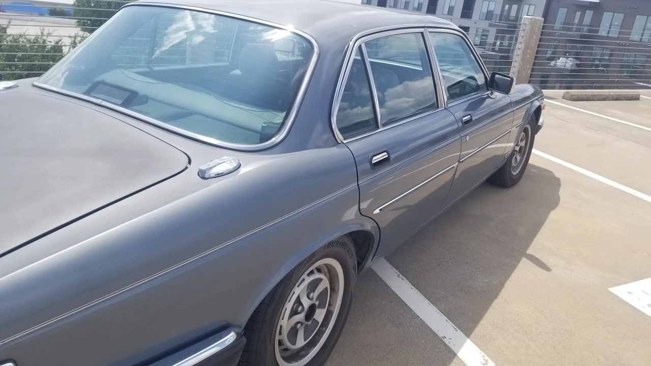 1986 Jaguar XJ Series 3 - Image 25 of 31