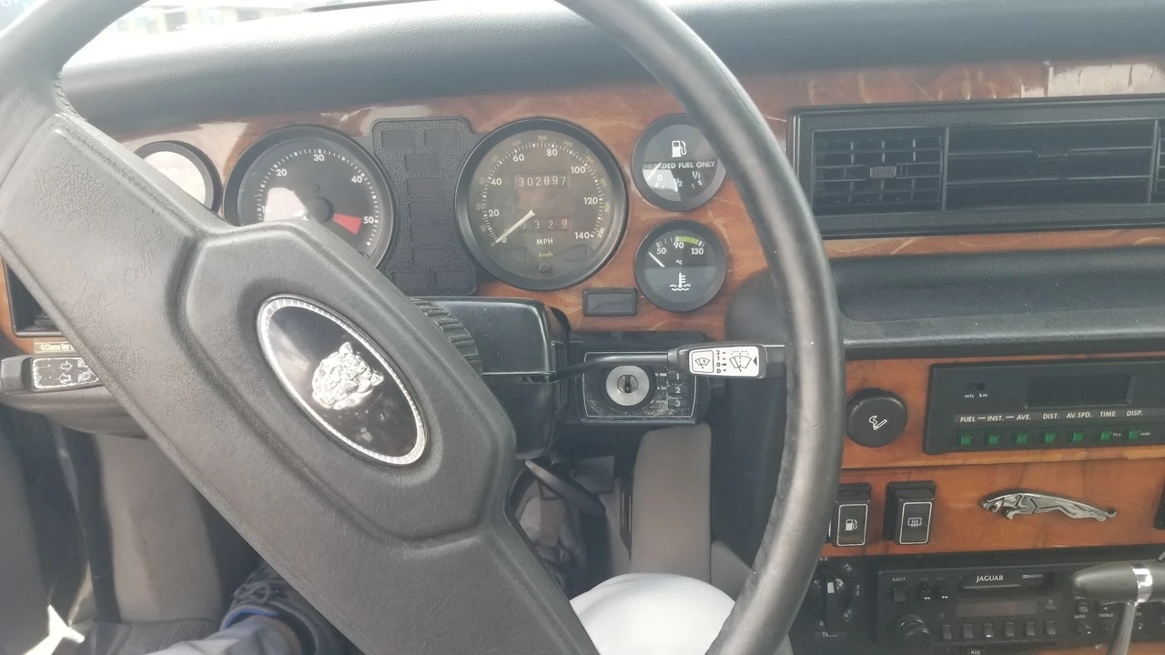 1986 Jaguar XJ Series 3 - Image 23 of 31