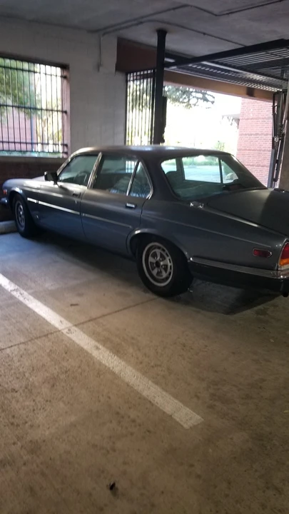 1986 Jaguar XJ Series 3 - Image 2 of 31