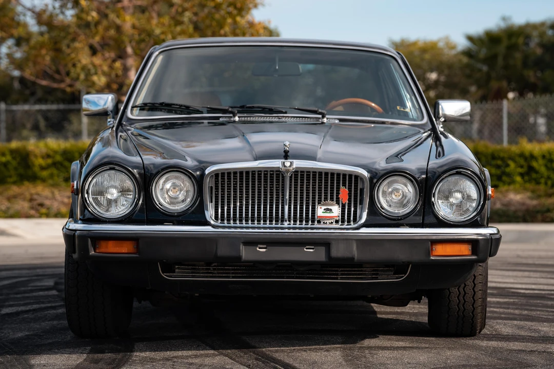 1986 Jaguar XJ Series 3 - Image 2 of 31